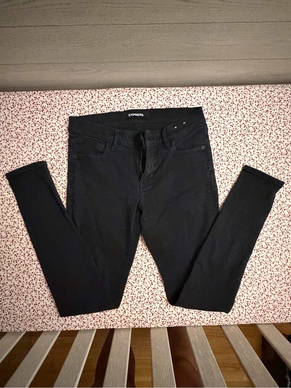Express women’s Black Skinny Jeans